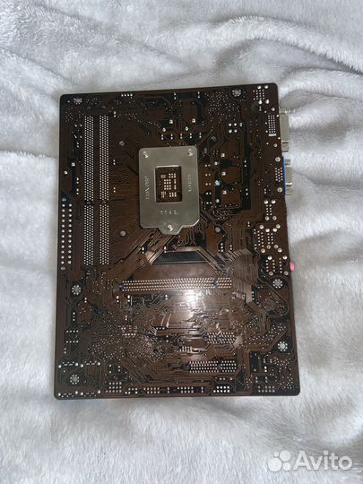 Материнская плата 1155
