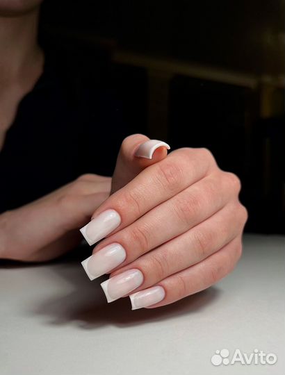 Маникюр на дому