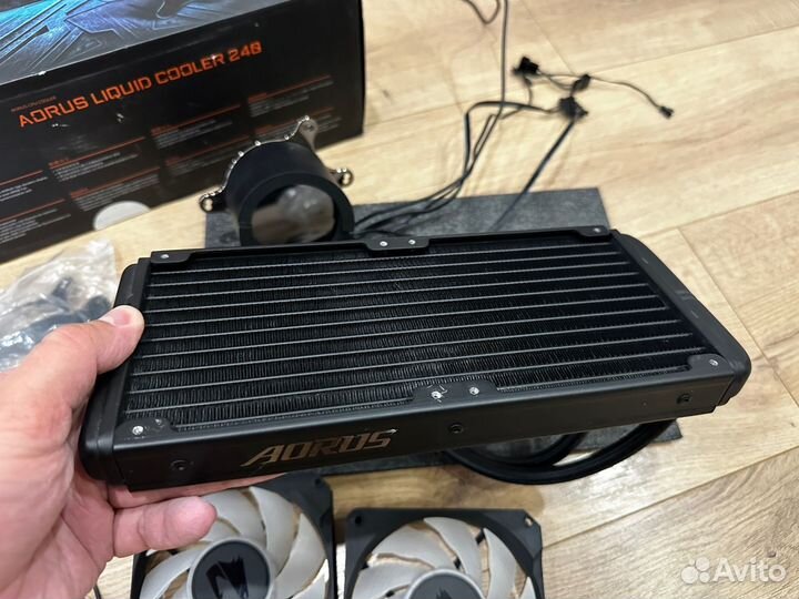 Система охлаждения Aorus Liquid Cooler 240