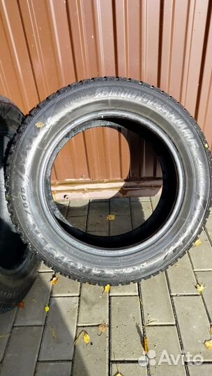 Bridgestone Ice Cruiser 7000 205/60 R16