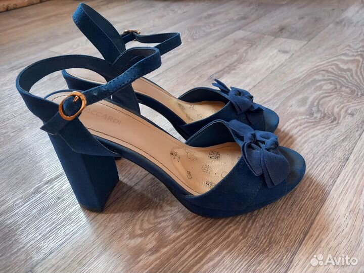 Босоножки женские 39 р