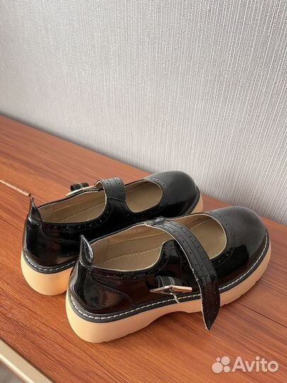 Туфли для девочки размер 24,5/ 37/37,5