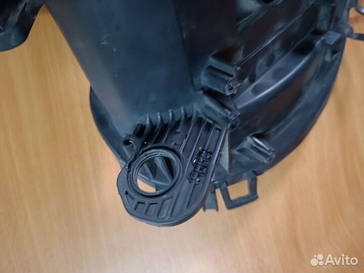 Корпус правой фары миникупер контримен