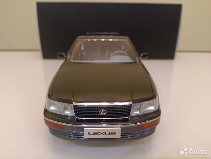 Lexus LS 400 (89-97г) Черный-Серый 1:18