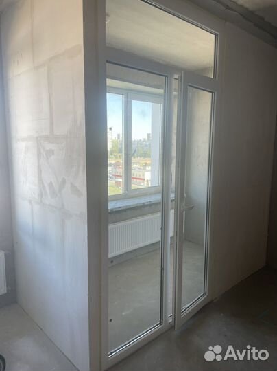 Балконный блок с дверью