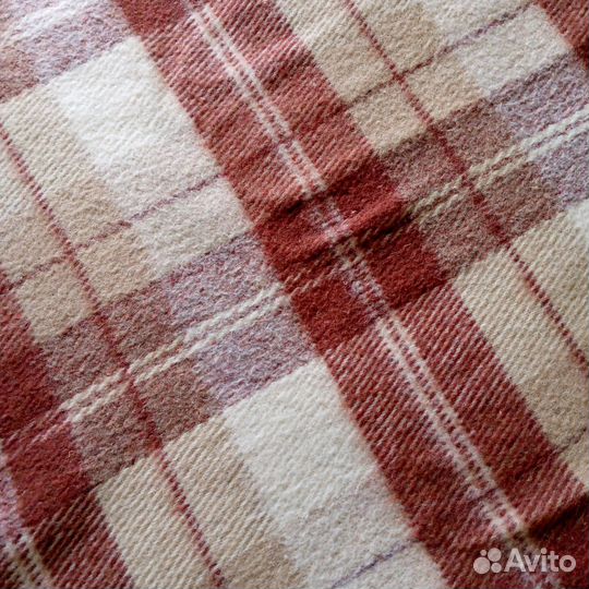 Одеяло-плед шерстяной новый