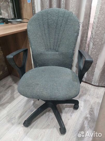 Компьютерное кресло бу. Цена 500