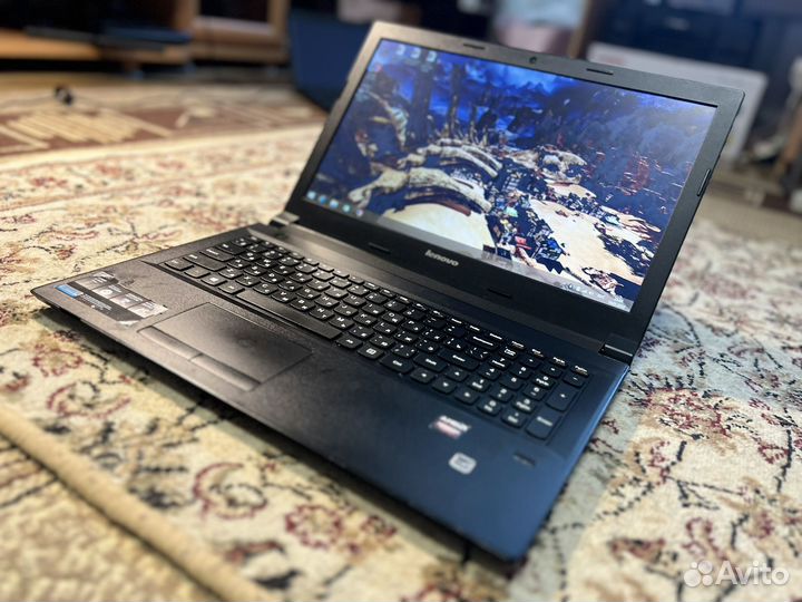 Игровой ноутбук Lenovo i3-4005u/10гб/8500м