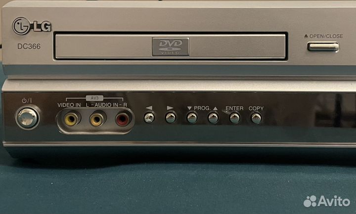 2 в 1 Видеоплеер + DVD LG DC366