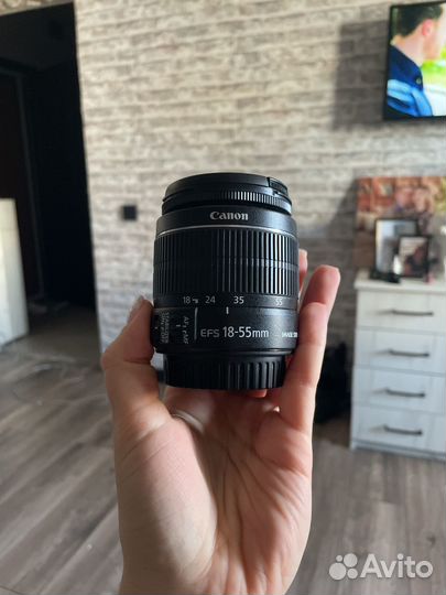 Зеркальный фотоаппарат canon