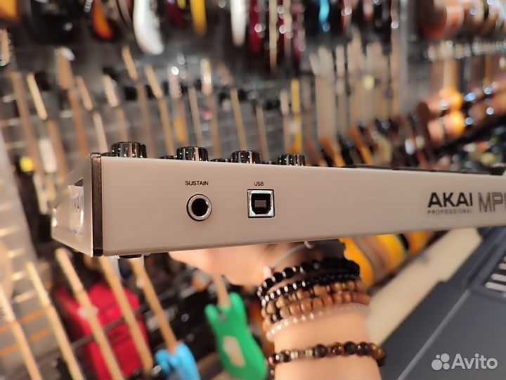 Akai MPK mini Grey - миди клавиатура