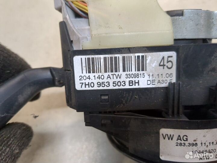 Переключатель поворотов и дворников Volkswagen Transporter 5