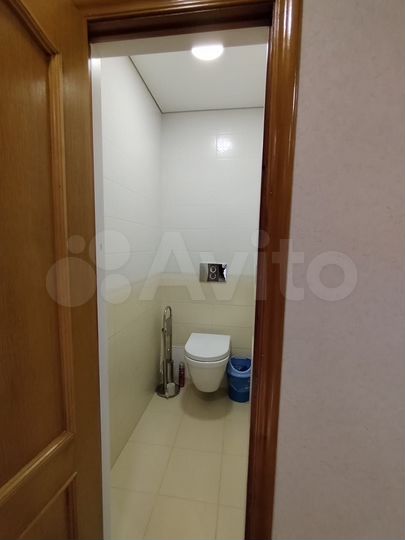 2-к. квартира, 75 м², 4/4 эт.