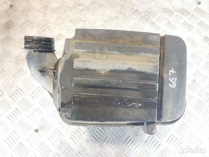 Корпус воздушного фильтра Skoda Octavia 2004 2013