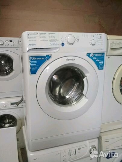 Стиральная машинка Indesit 2017 года