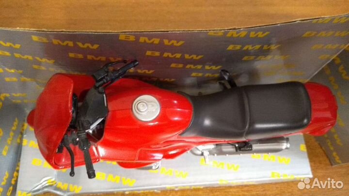 Модель мотоцикл New Ray 43563 BMW R1100RS 1:12