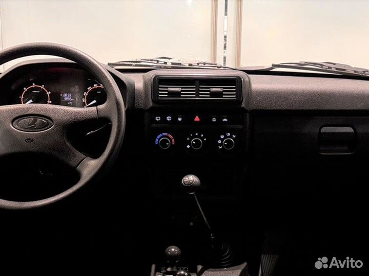 ВАЗ Niva Legend 1.7 МТ, 2023, 9 897 км