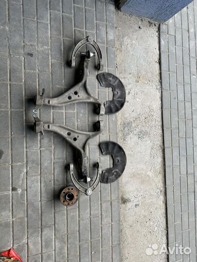 Передние рычаги Mercedes-Benz GL X166