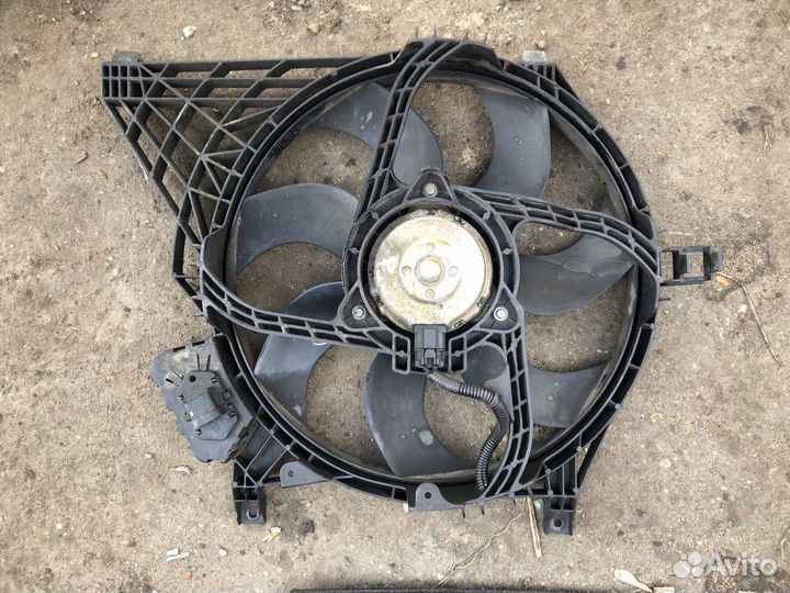 Вентилятор охлаждения двс Nissan Primera P12 YD22