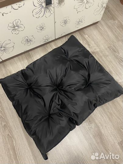 Лежанка для собак и кошек