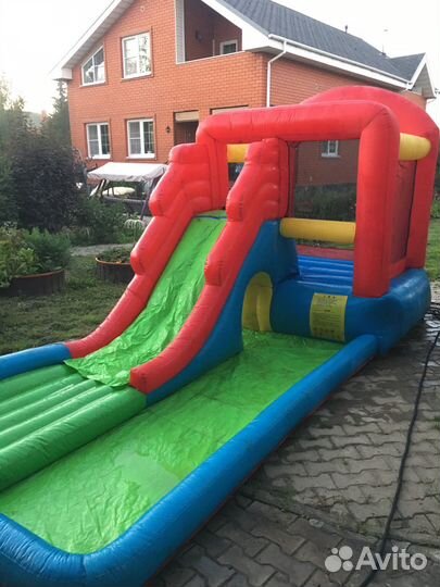 Батут-надувная водная горка