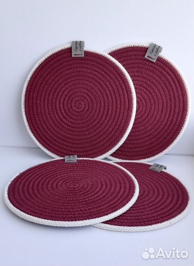 Подставка под горячее