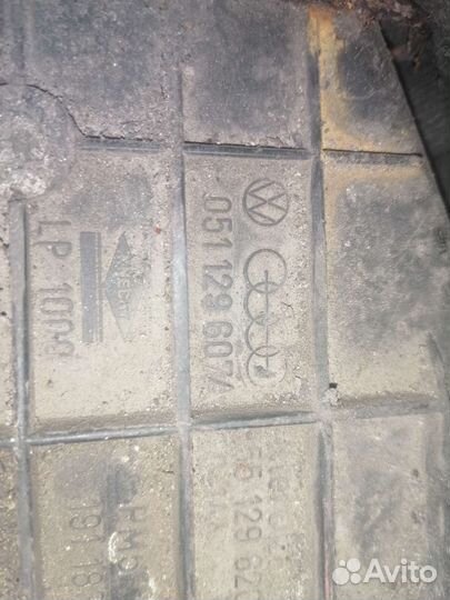 Корпус воздушного фильтра Volkswagen golf