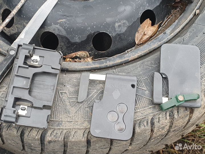 Renault Megane 2 замок зажигания с ключами