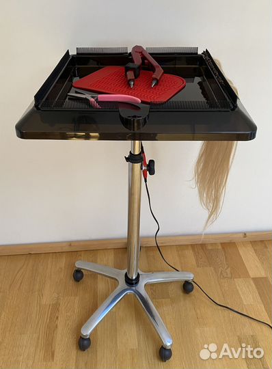 Столик для наращивания волос