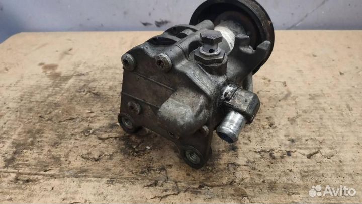 Насос гур BMW X5 E70 2007 6781008 3.0 дизель