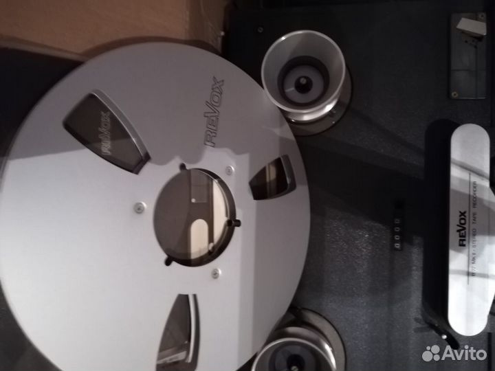 Магнитофон Revox B77