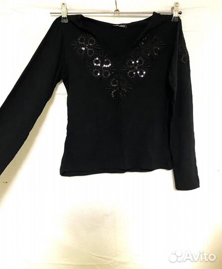 Кофта женская с v-образным вырезом