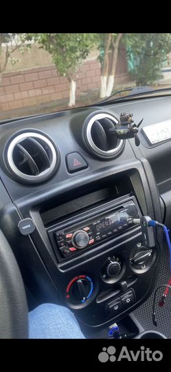 Центральная консоль на Лада Гранта 1 din