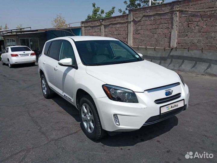 Toyota RAV4 154 л.с. AT, 2012, 149 000 км