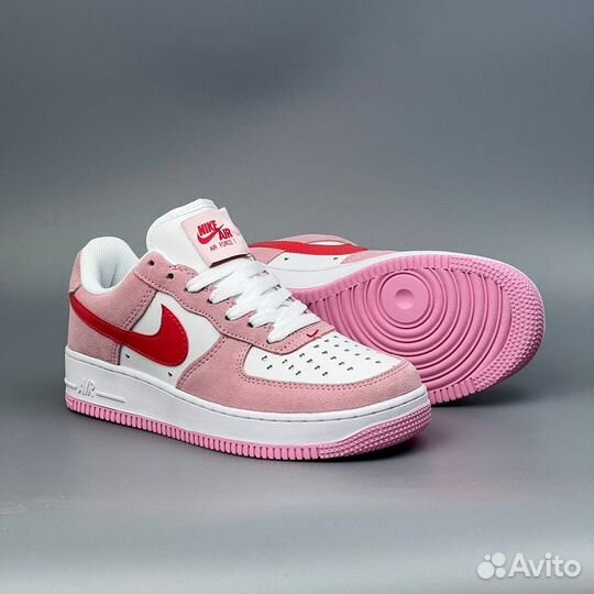 Кроссовки женские Nike Air Force 1 Valentines Day