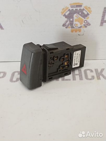 Кнопка аварийной остановки Mazda 3 BK