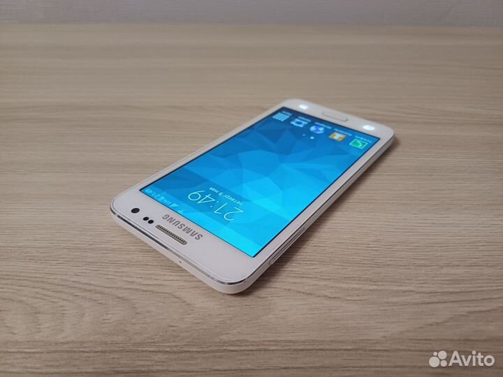 Samsung Galaxy A3 SM-A300F, 16 ГБ