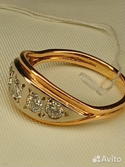 Золотое кольцо с бриллиантами 583 пробы