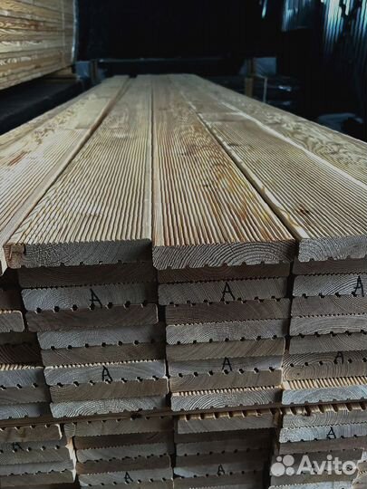 Шлифованные доски лиственницы 40x150 мм, готовы к