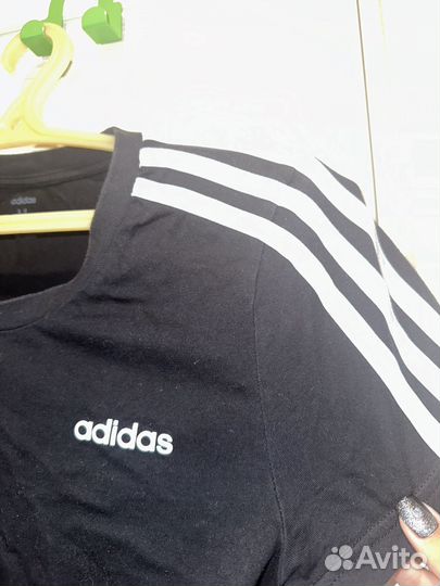 Футболка adidas женская 44 46