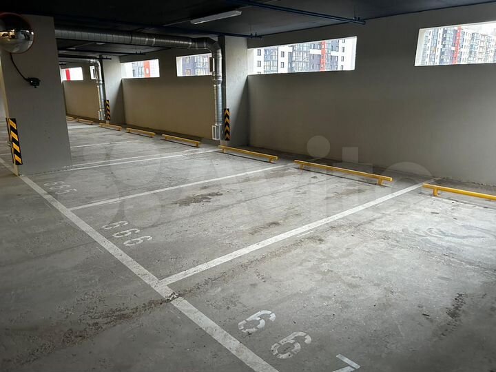 Машиноместо, 13 м²