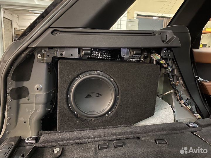 Установка автозвука с выездом