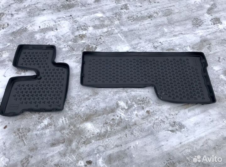 Коврики на Камаз 6520 из 2-х частей ровный пол