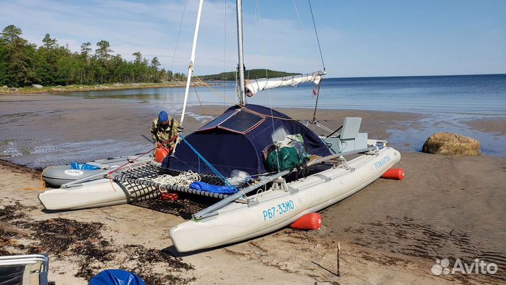 Парусный катамаран