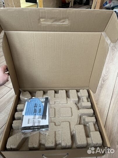 Робот пылесос coolfort cf 3205 (новый)