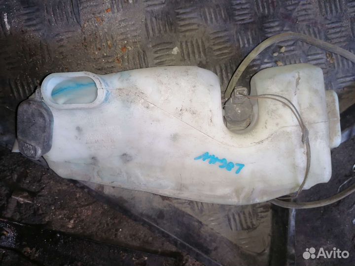 Бачок стеклоомывателя Renault logan 1