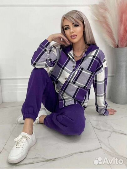 Спортивный тёплый костюм