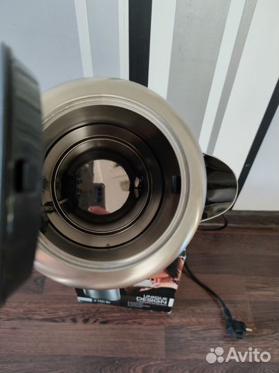 Чайник электрический Redmond RK-M144