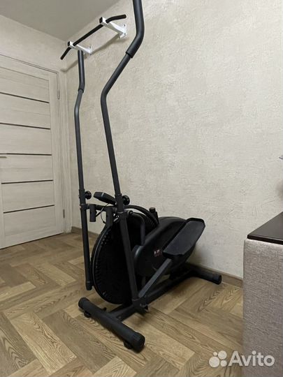 Эллиптический тренажер