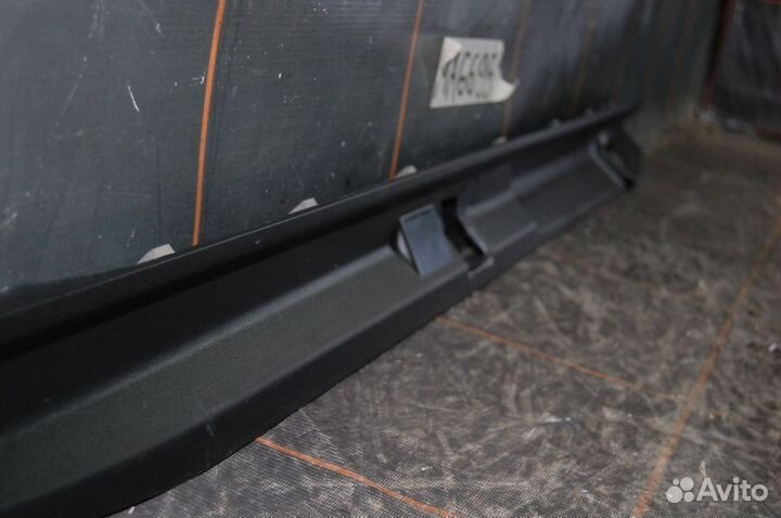 Накладка бампера - Toyota Land Cruiser Prado 150